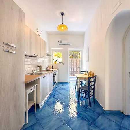 Apartment Yourhome - Casa Silvanella N 28